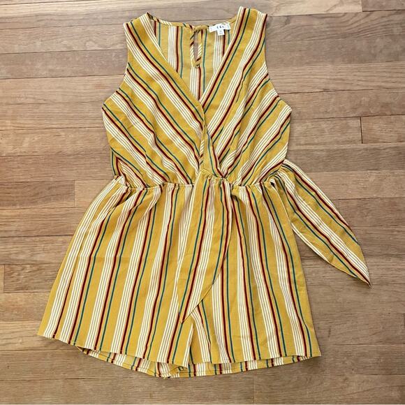 E & M gold striped romper shirt top size medium M B5 - Picture 2 of 5